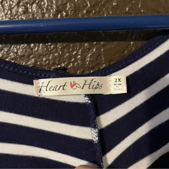 Blue & White Striped Swing Short Sleeve Dress, Strappy Top, Size 2X, Very Soft - Picture 4 of 7